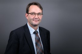 Dozent: General Management (MBA)