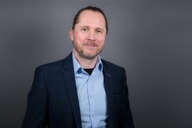 Dozent: General Management (MBA)