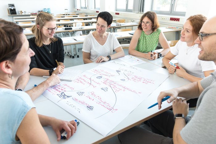 Einleitungsbild: Betriebswirt*in für Augenoptik/Optometrie (FH)