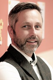 Dozent: General Management (MBA)